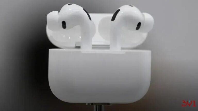 Apple apresenta AirPods Pro 3: tradução simultânea em português