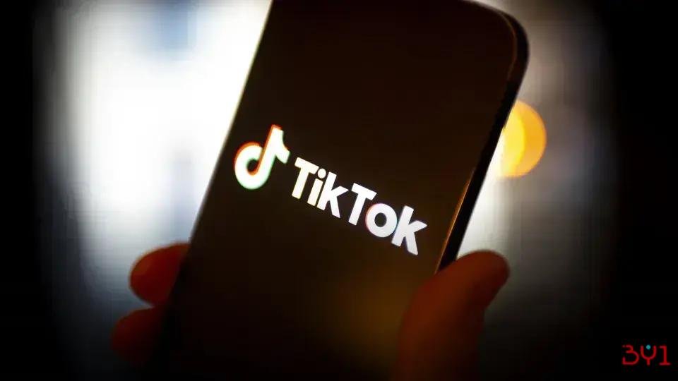 TikTok promove aulões gratuitos em cinemas para preparar estudantes para o Enem