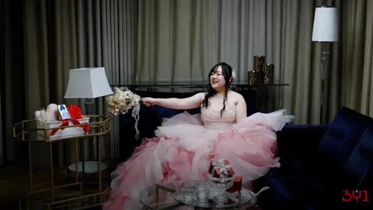 Japonesa se casa com personagem criado no ChatGPT e usa tecnologia para amar